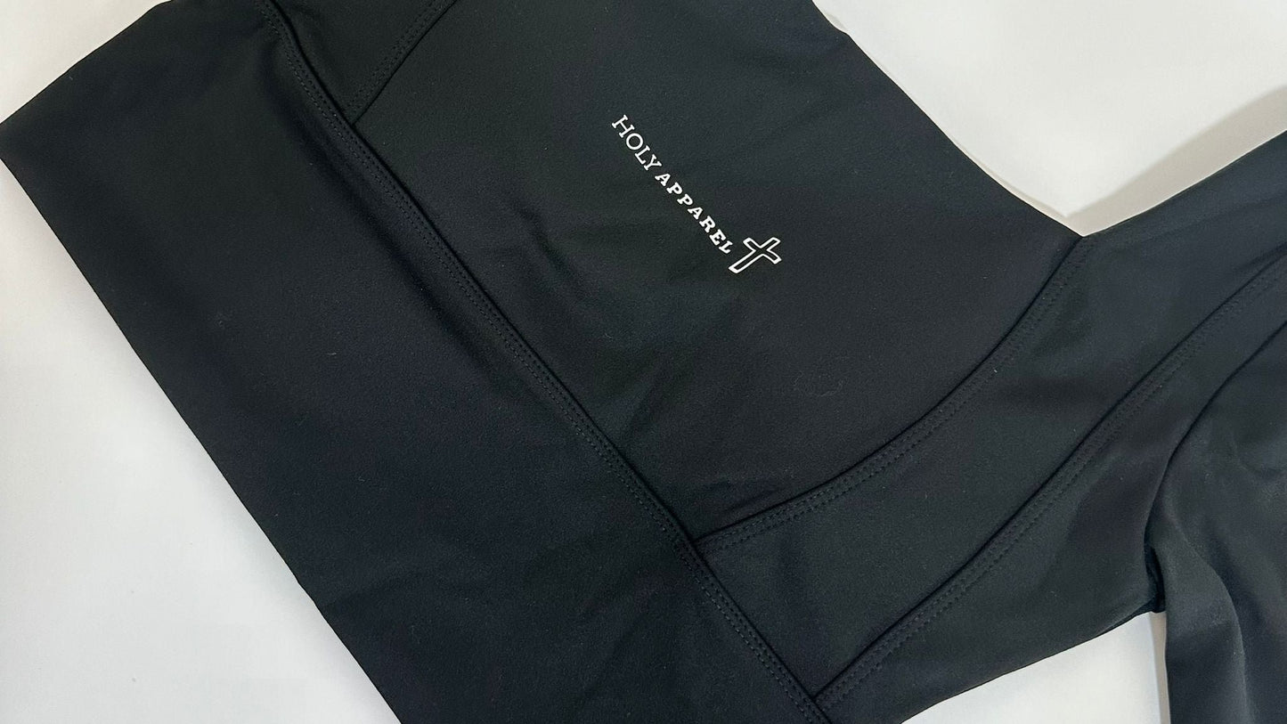 Women's Black Long Sleeve Crop